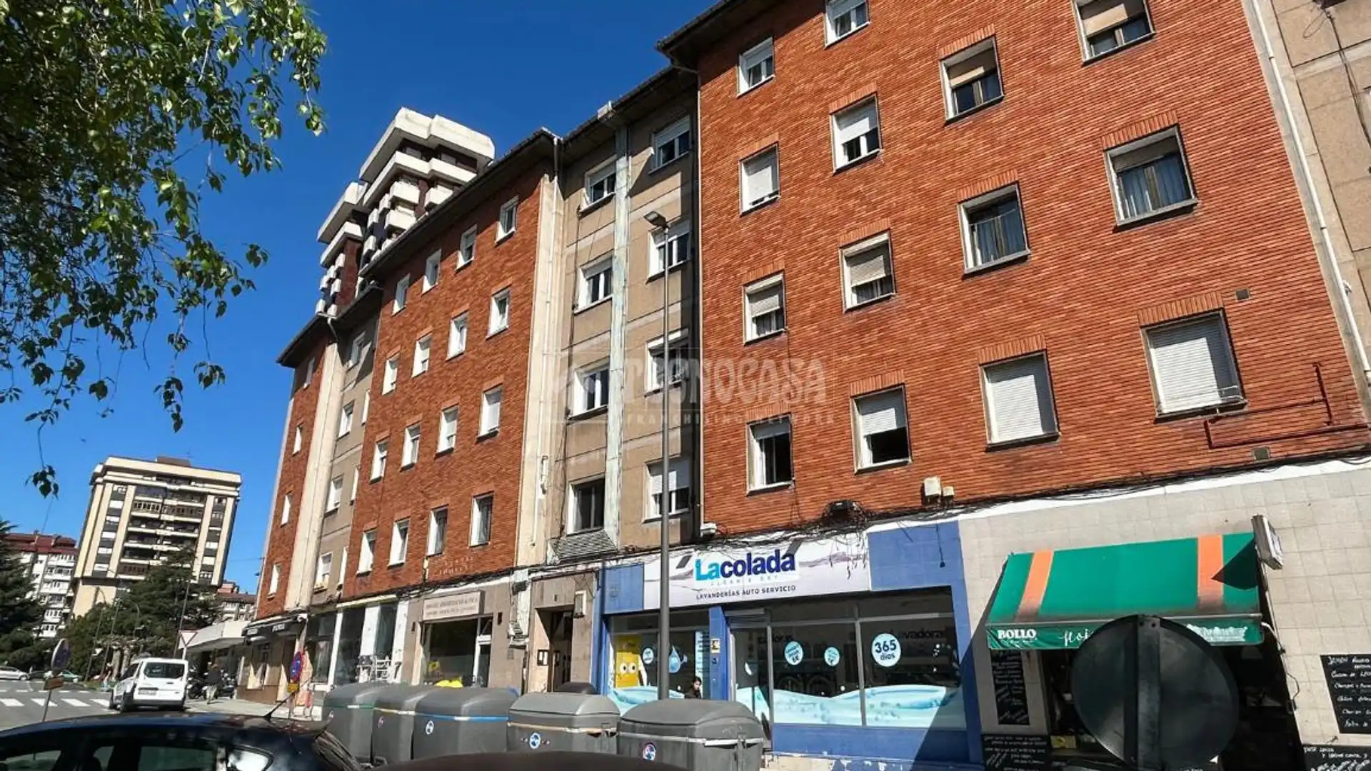 Vista exterior de Piso en venta en Gijón  con Calefacción y Amueblado