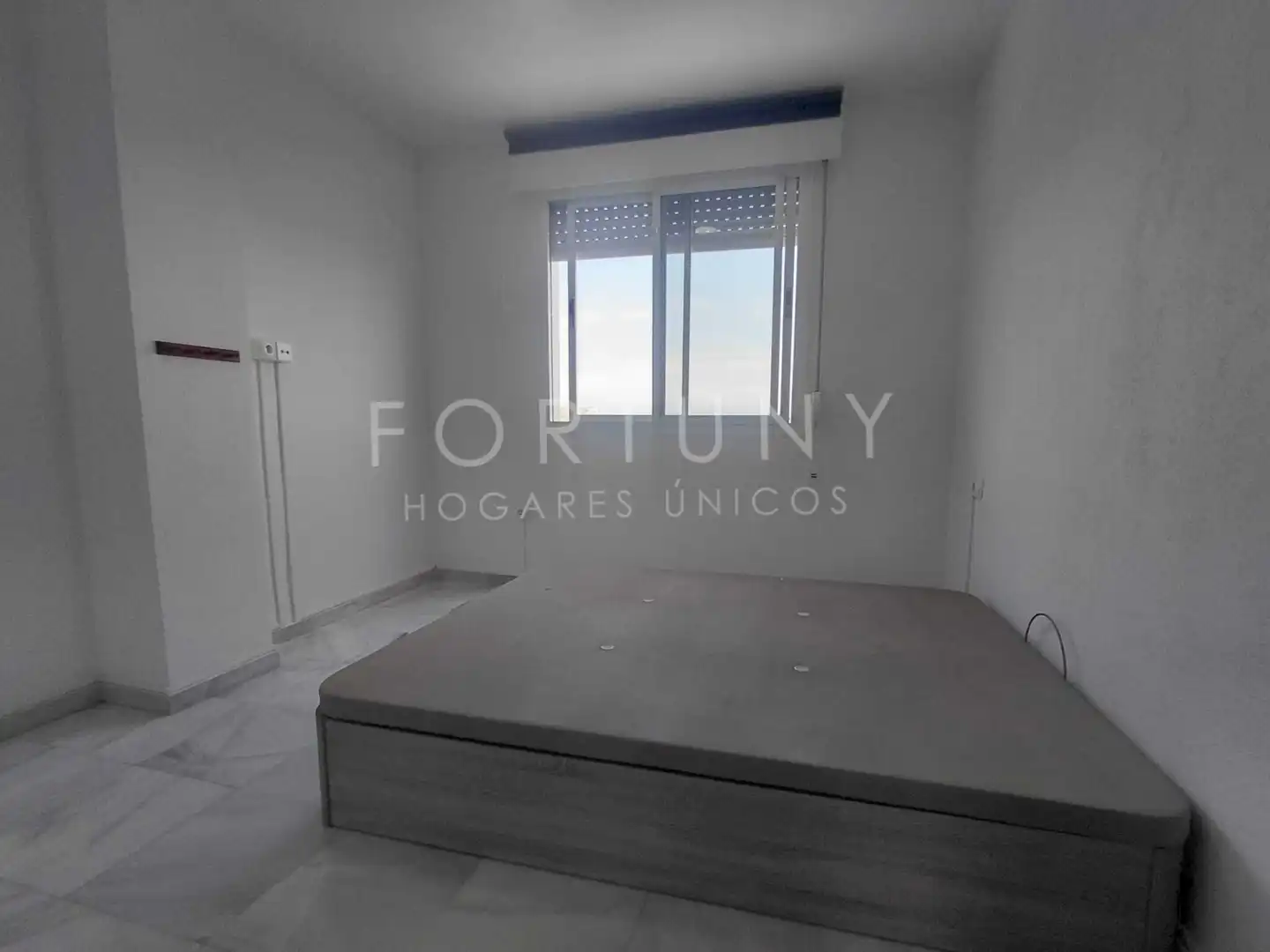 Habitación de Piso en venta en Torremolinos con Aire acondicionado, Calefacción y Terraza