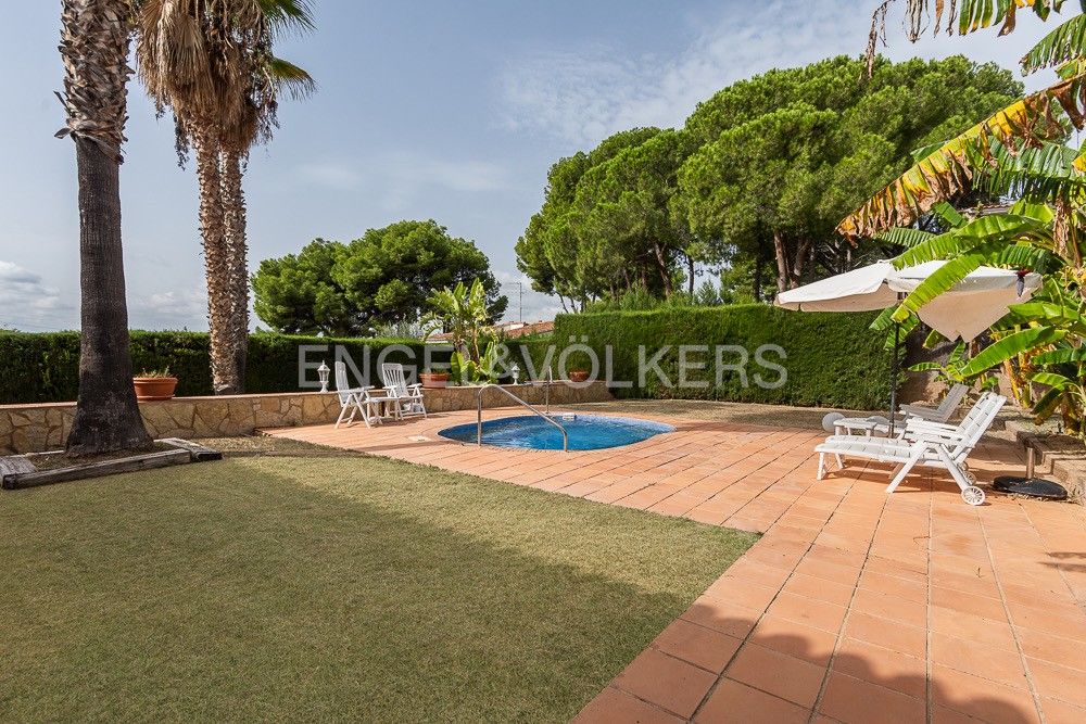 Garden of House or chalet to rent in Náquera  with Air Conditioner, Heating and Private garden