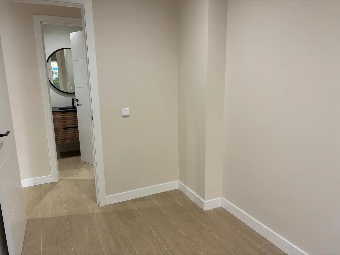 Flat for sale in Madrid  with Air Conditioner, Heating and Swimming Pool