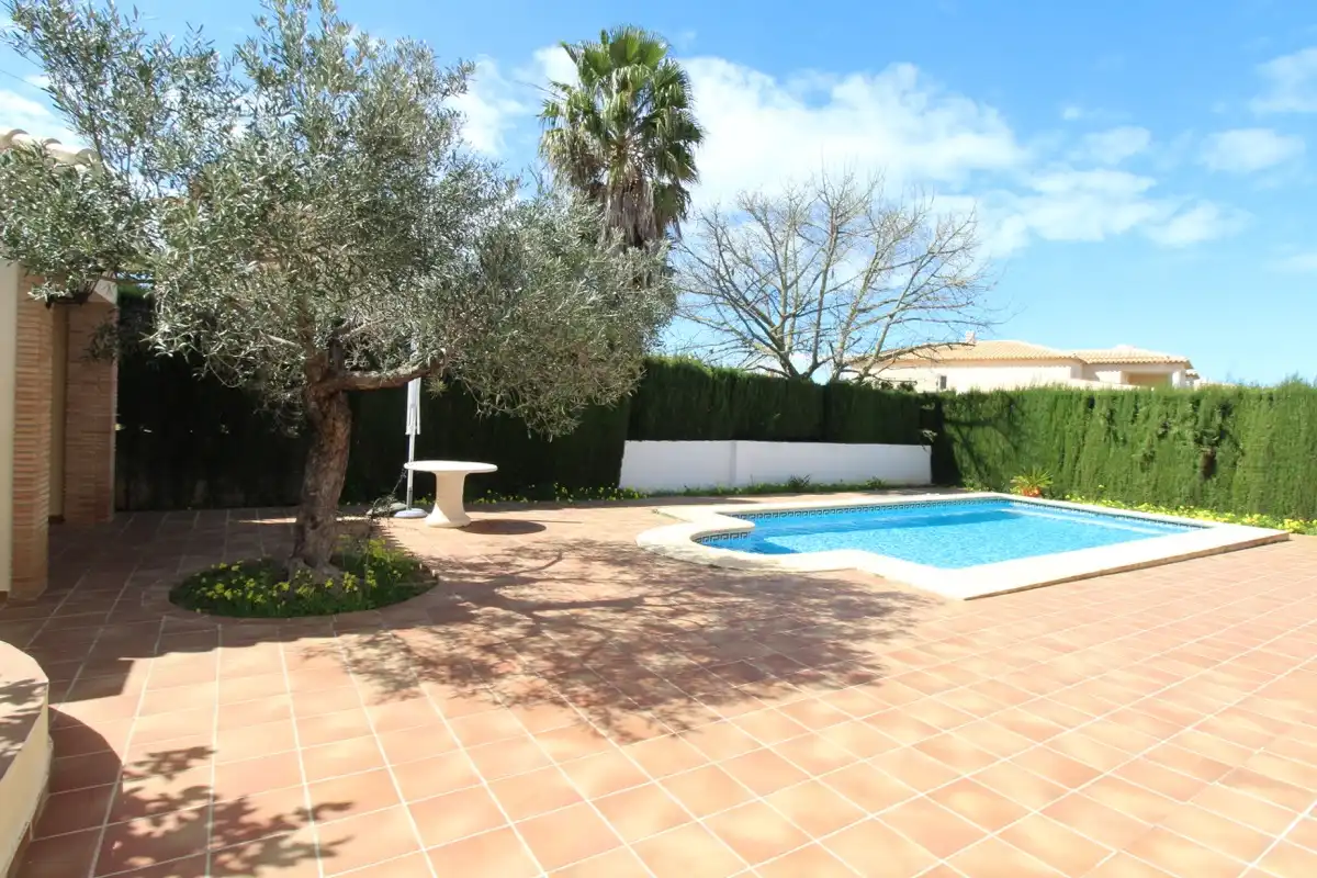 Chalet con piscina en venta en El Montgó, imagen 4