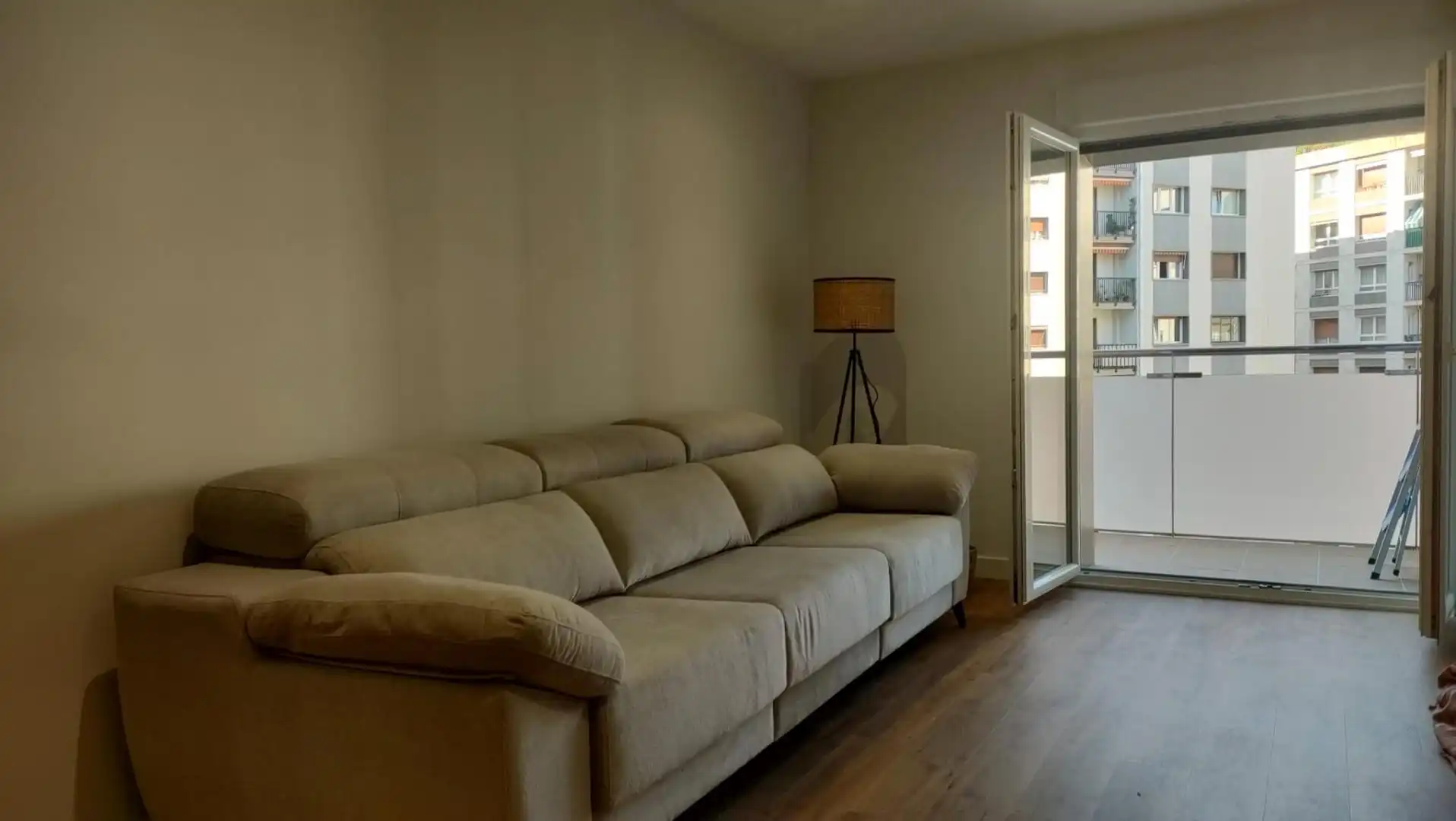 Sala de estar de Piso de alquiler en Donostia - San Sebastián  con Calefacción, Terraza y Amueblado