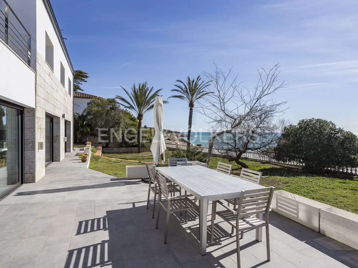 Terrace of Houses for rent in Vilanova i la Geltrú  with Air Conditioner, Heating and Private garden