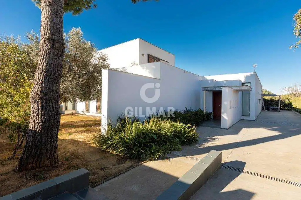 Chalet con piscina en venta en Sanlúcar la Mayor, imagen 28