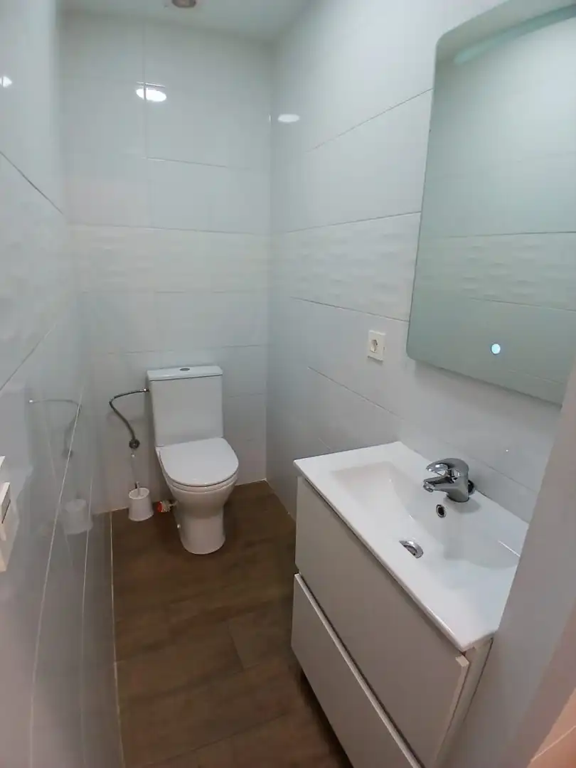 Badezimmer von Wohnung zur Miete in Eibar mit Heizung