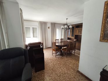 Flat with lift for sale in Ponent