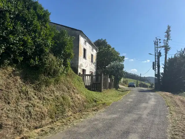 Vista exterior de Casa o xalet en venda en Castropol