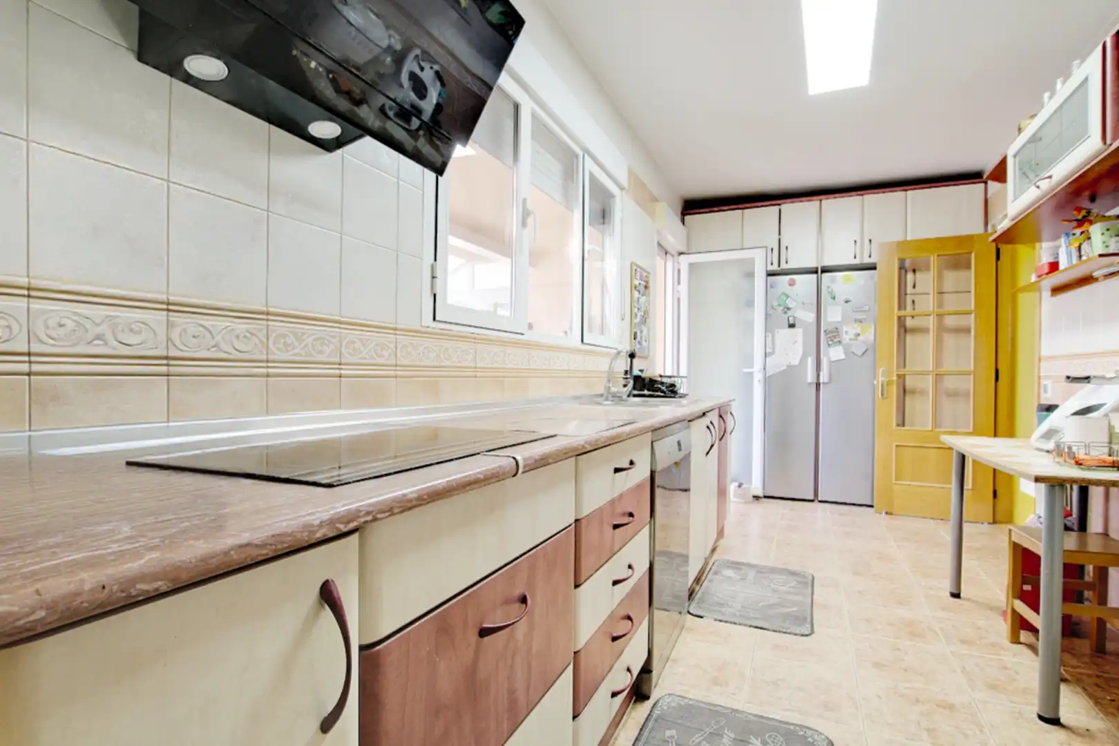 Cuina de Casa o xalet en venda en Nuevo Baztán amb Aire condicionat, Calefacció i Jardí privat