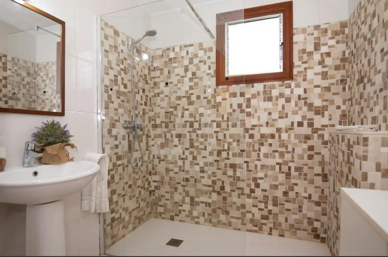 Casa rústica amb piscina en venda a Llubí, imagen 25