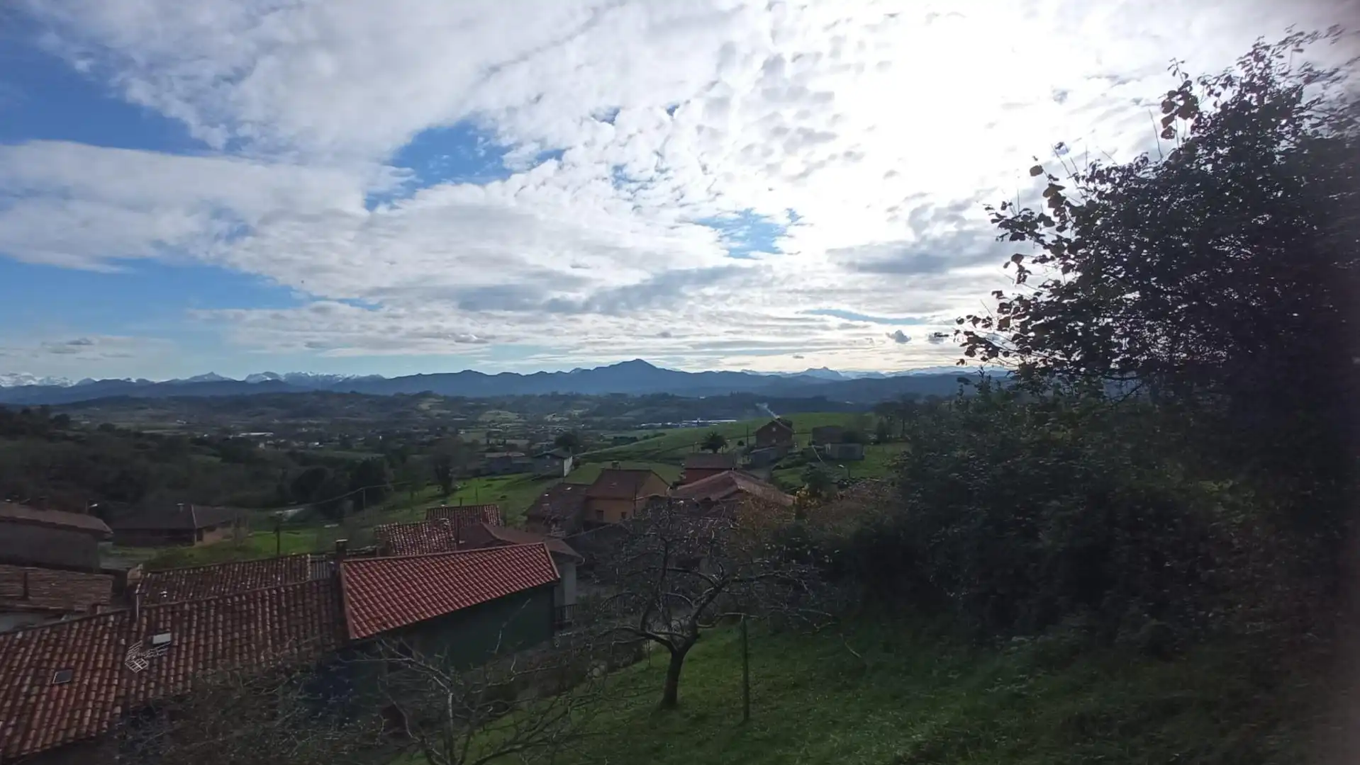 Vista exterior de Finca rústica en venta en Sariego con Jardín privado y Amueblado