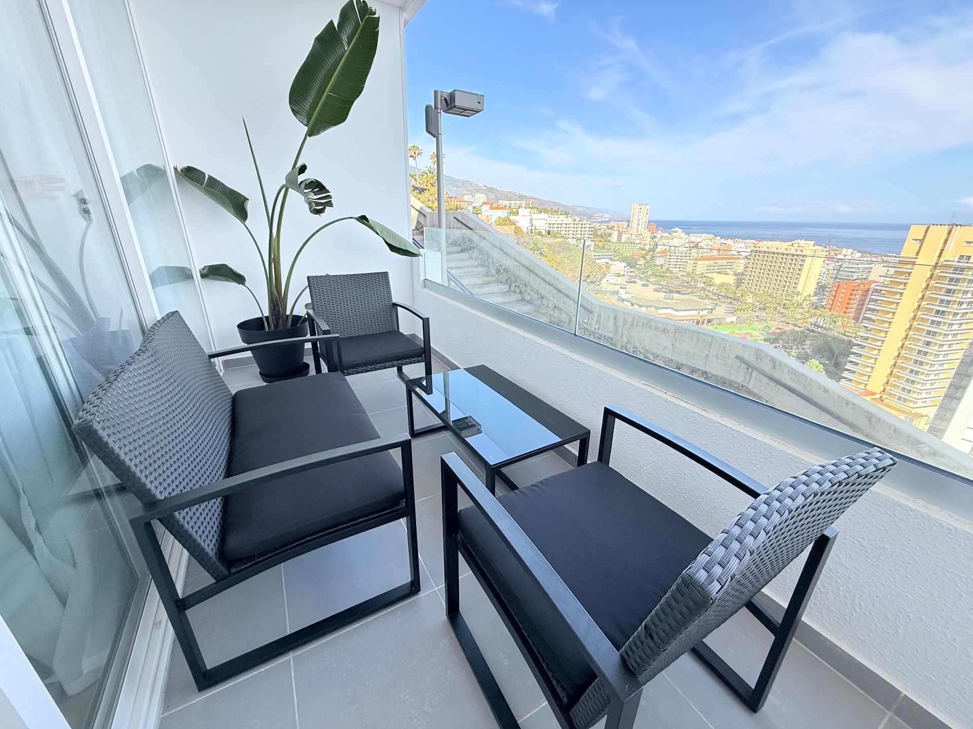 Terrassa de Apartament en venda en Puerto de la Cruz amb Calefacció, Terrassa i Moblat