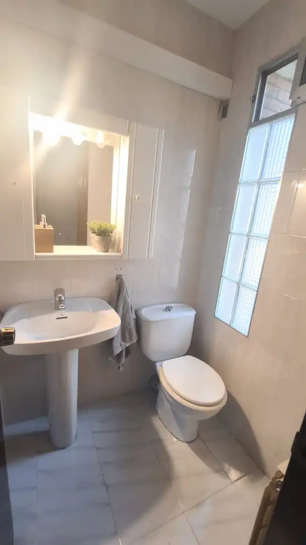 Baño de Casa adosada en venta en Cervelló con Aire acondicionado, Calefacción y Terraza