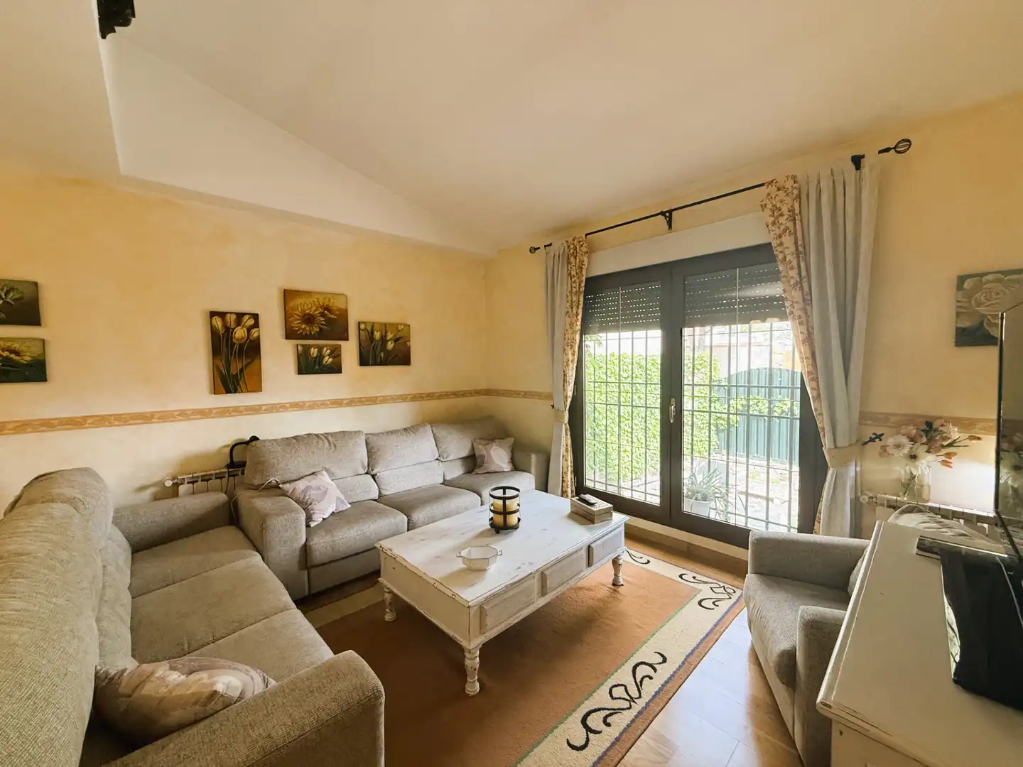 Sala de estar de Casa o chalet en venta en Yepes con Calefacción, Jardín privado y Terraza