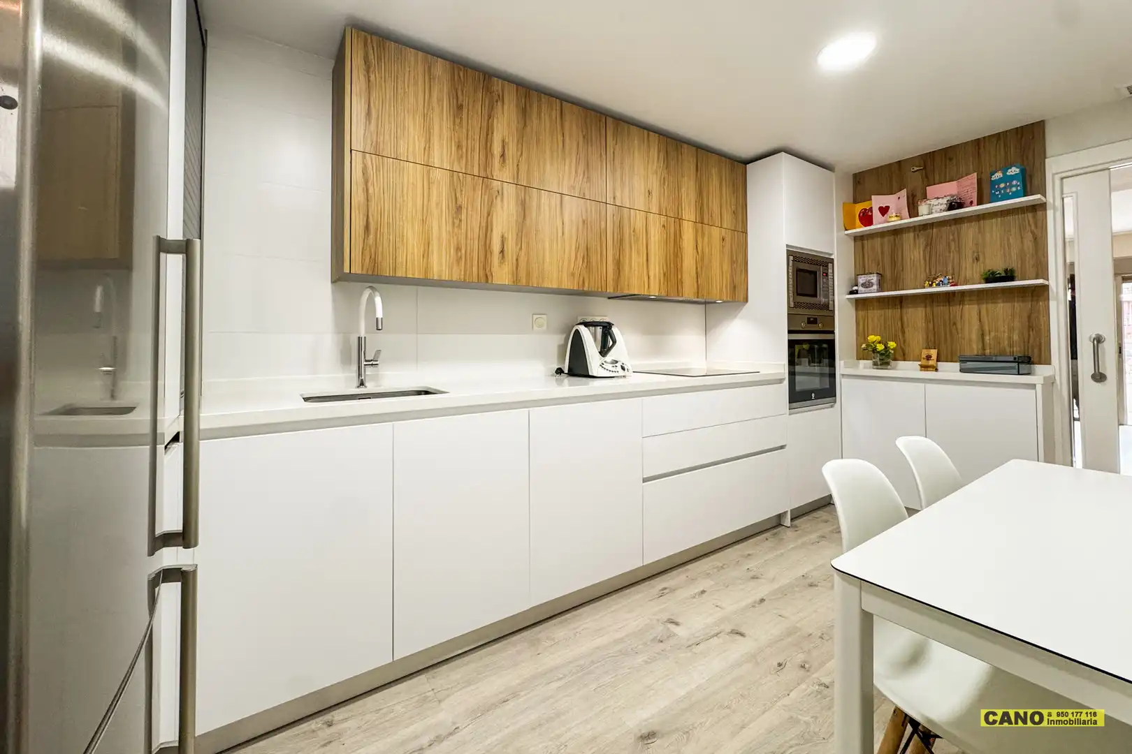 Cocina de Piso en venta en Almería con Aire acondicionado, Calefacción y Terraza