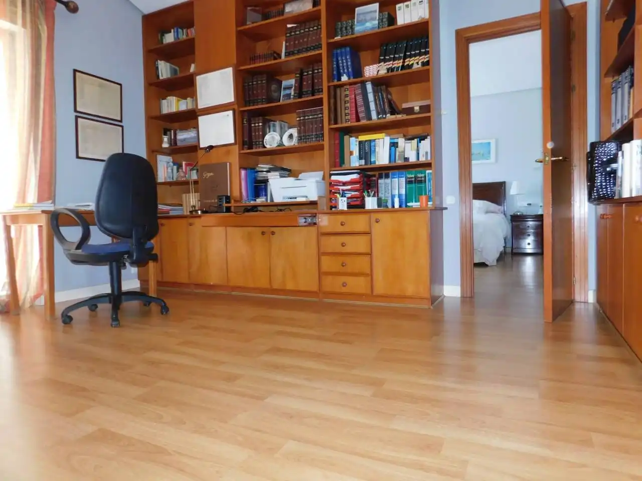 Sala d'estar de Casa o xalet en venda en Jerez de la Frontera amb Aire condicionat, Jardí privat i Terrassa