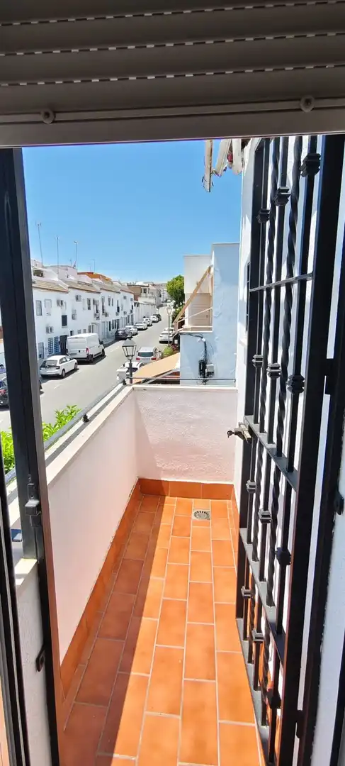 Vista exterior de Casa adosada en venta en Écija con Aire acondicionado, Calefacción y Terraza