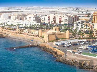 Residential land for sale in Aguadulce
