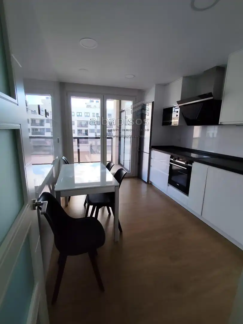 Küche von Wohnung zur Miete in Albacete mit Heizung, Terrasse und Abstellraum