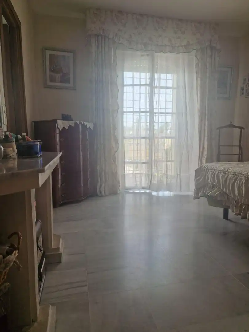 Dormitori de Casa adosada en venda en Jerez de la Frontera amb Aire condicionat, Calefacció i Terrassa