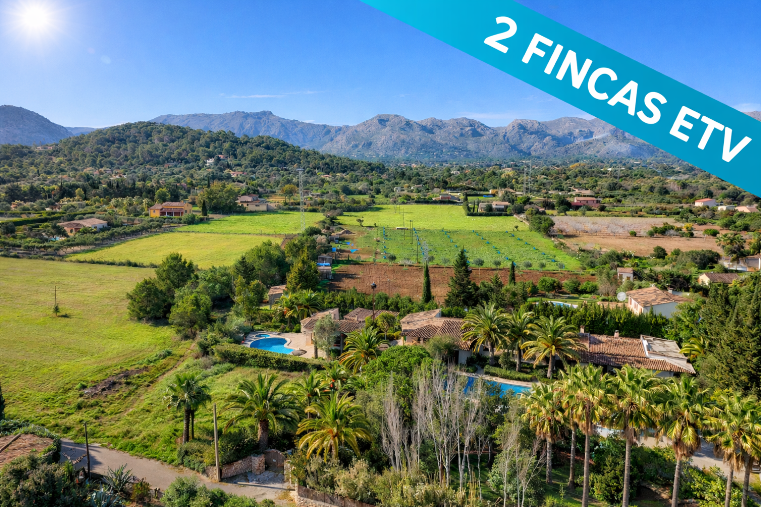 Vista exterior de Casa o xalet en venda en Pollença amb Aire condicionat, Terrassa i Piscina