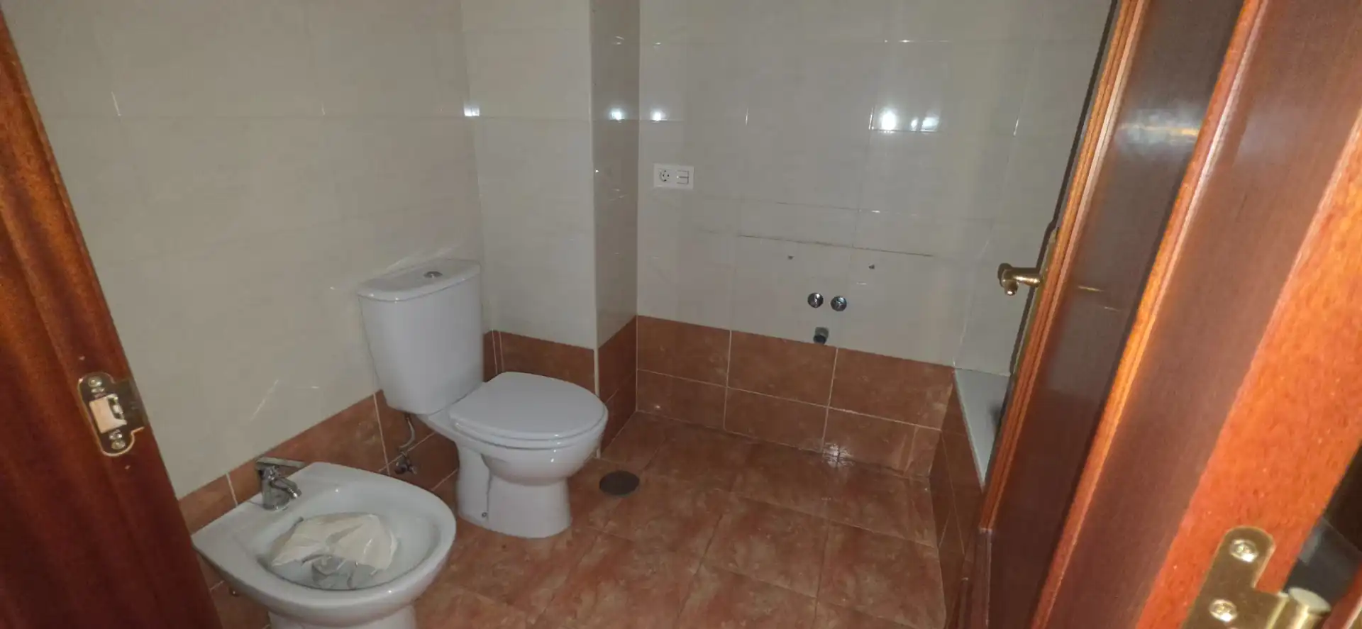 Bathroom of Flat for sale in San Martín del Rey Aurelio  with Heating and Terrace