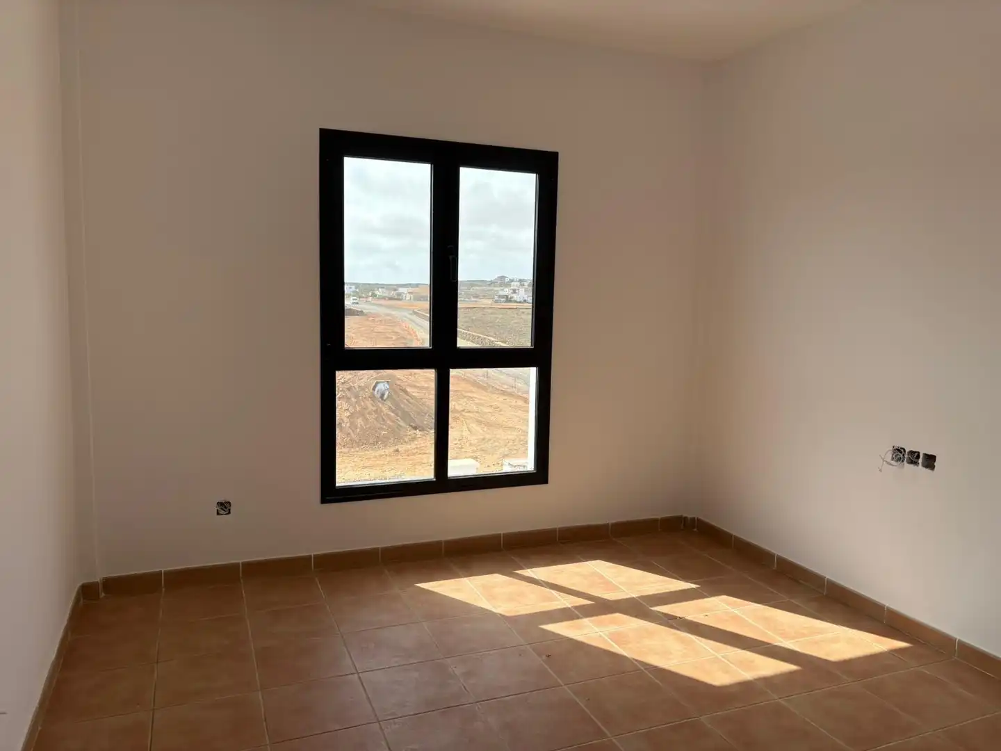 Dormitori de Casa adosada en venda en La Oliva amb Jardí privat