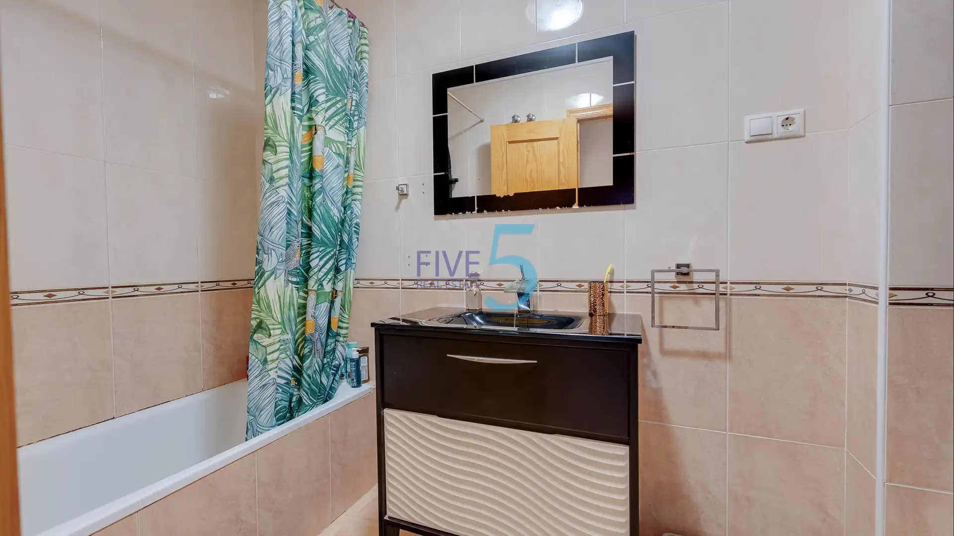 Bathroom of Flat for sale in Daya Nueva  with Terrace, Swimming Pool and Balcony