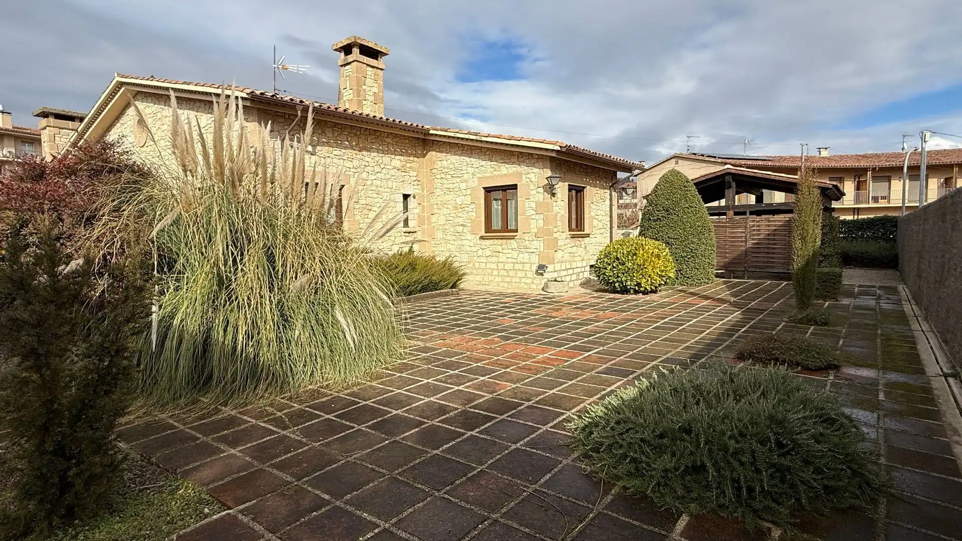 Vista exterior de Casa o xalet en venda en Moià amb Calefacció, Jardí privat i Traster