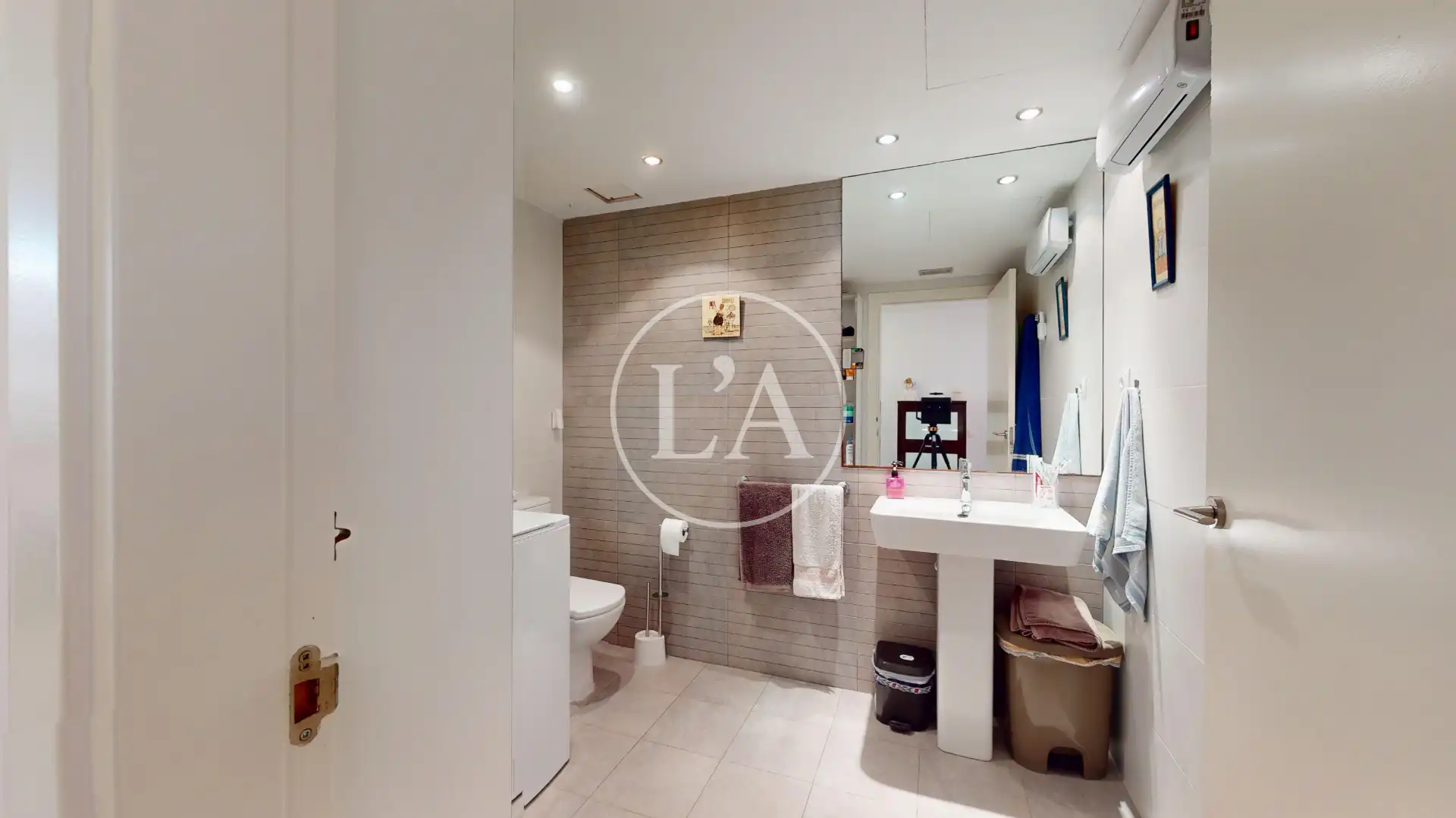 Apartment with pool for sale in Carrer d'Emili Vendrell 8, imagen 26
