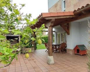 Single-family semi-detached for sale in Cortes - Huertas