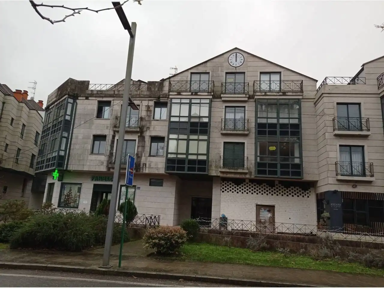 Vista exterior de Piso en venta en Mondariz-Balneario con Calefacción y Trastero