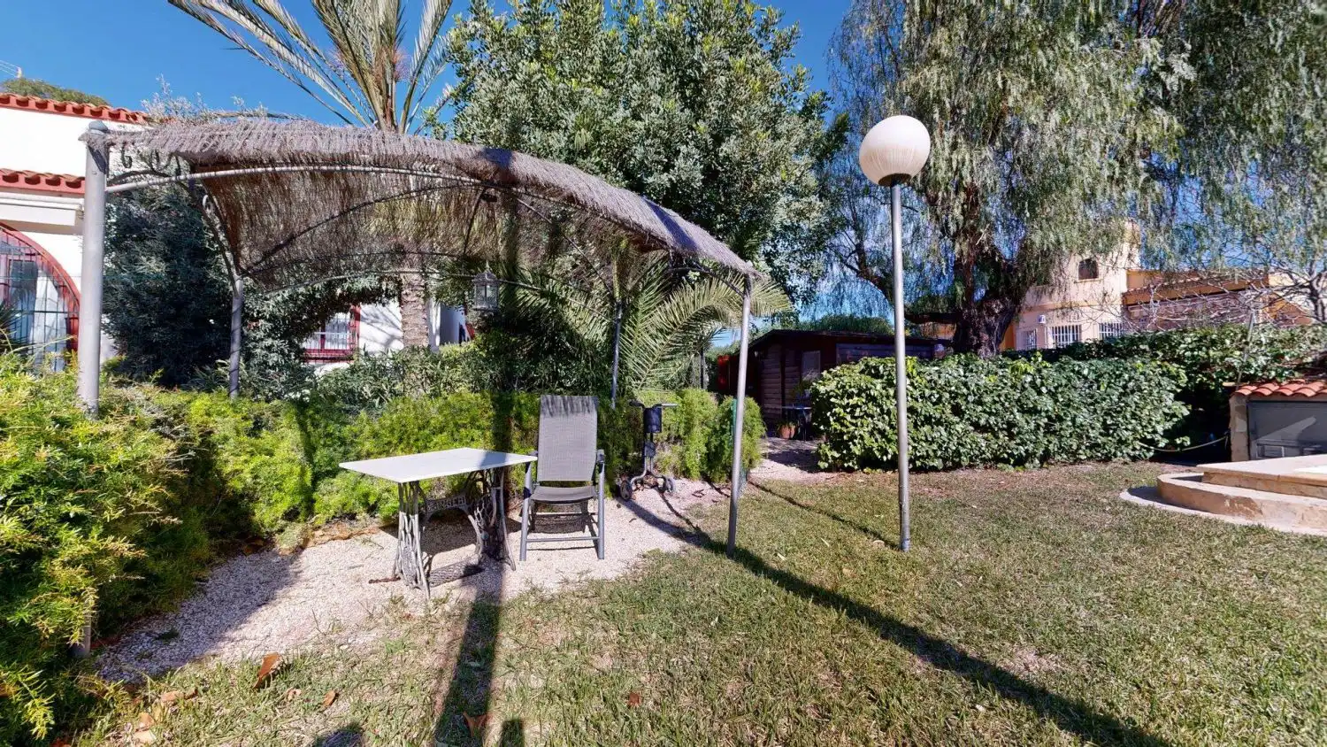 Garden of Houses for sale in El Campello  with Air Conditioner