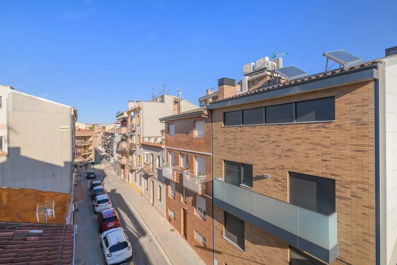 Exterior view of Duplexes for sale in Manresa  with Air Conditioner, Parquet flooring and Terrace