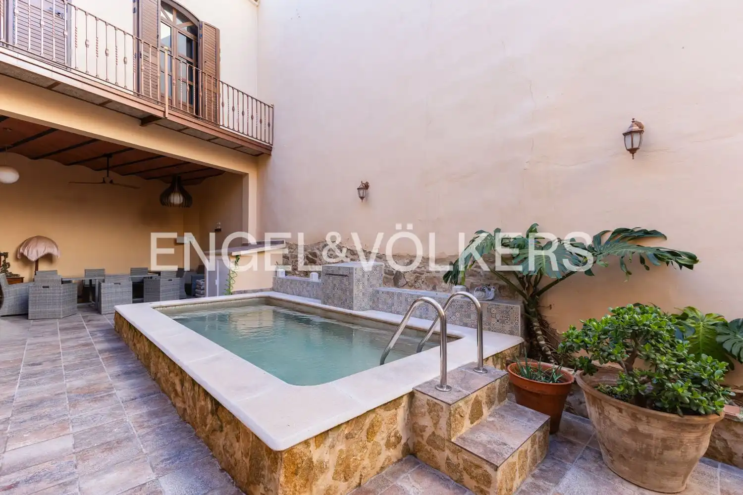 Piscina de Casa o xalet en venda en Villar del Arzobispo amb Aire condicionat, Calefacció i Traster