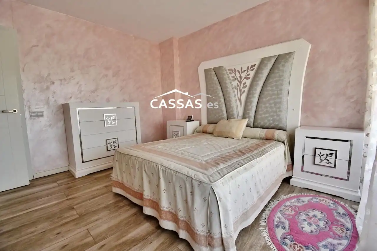 Casa adosada en venda a Calle baco, Fresnos I y II