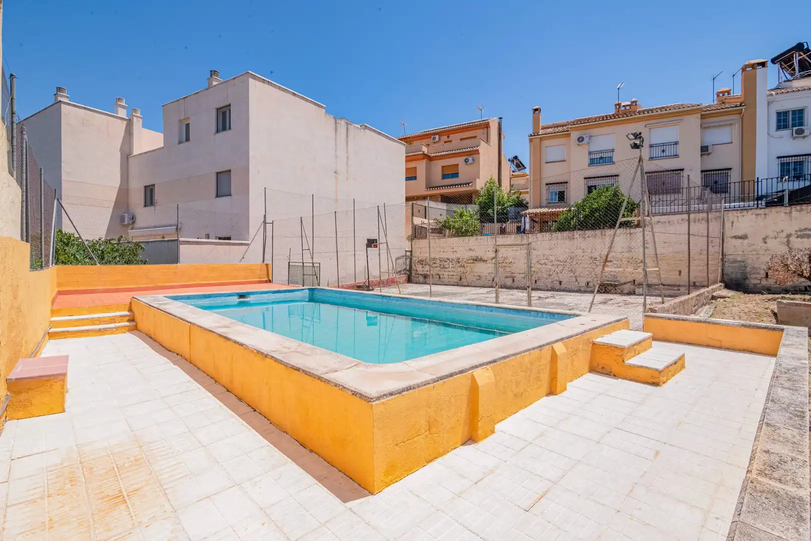 Piscina de Casa o xalet en venda en Cájar amb Calefacció, Jardí privat i Piscina