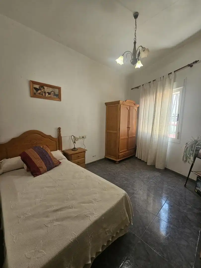 Habitación de Casa o chalet en venta en Alcolea con Terraza, Trastero y Amueblado