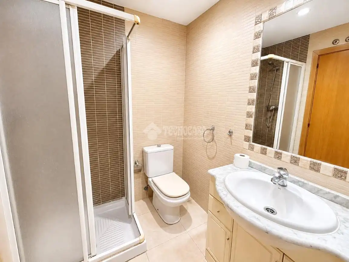 Bathroom of Flat for sale in Ciempozuelos