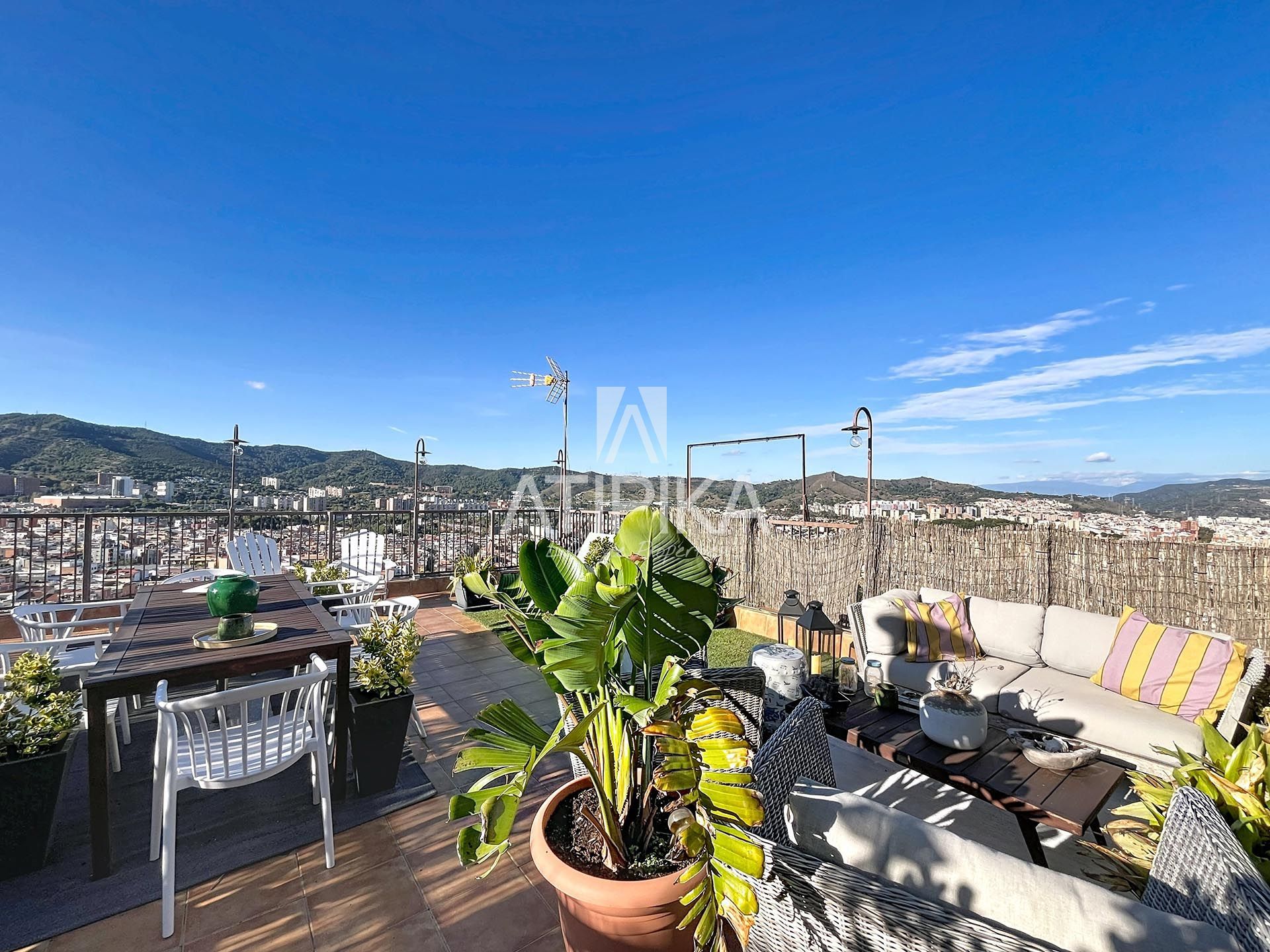 Terrassa de Dúplex en venda en  Barcelona Capital amb Aire condicionat, Calefacció i Terrassa