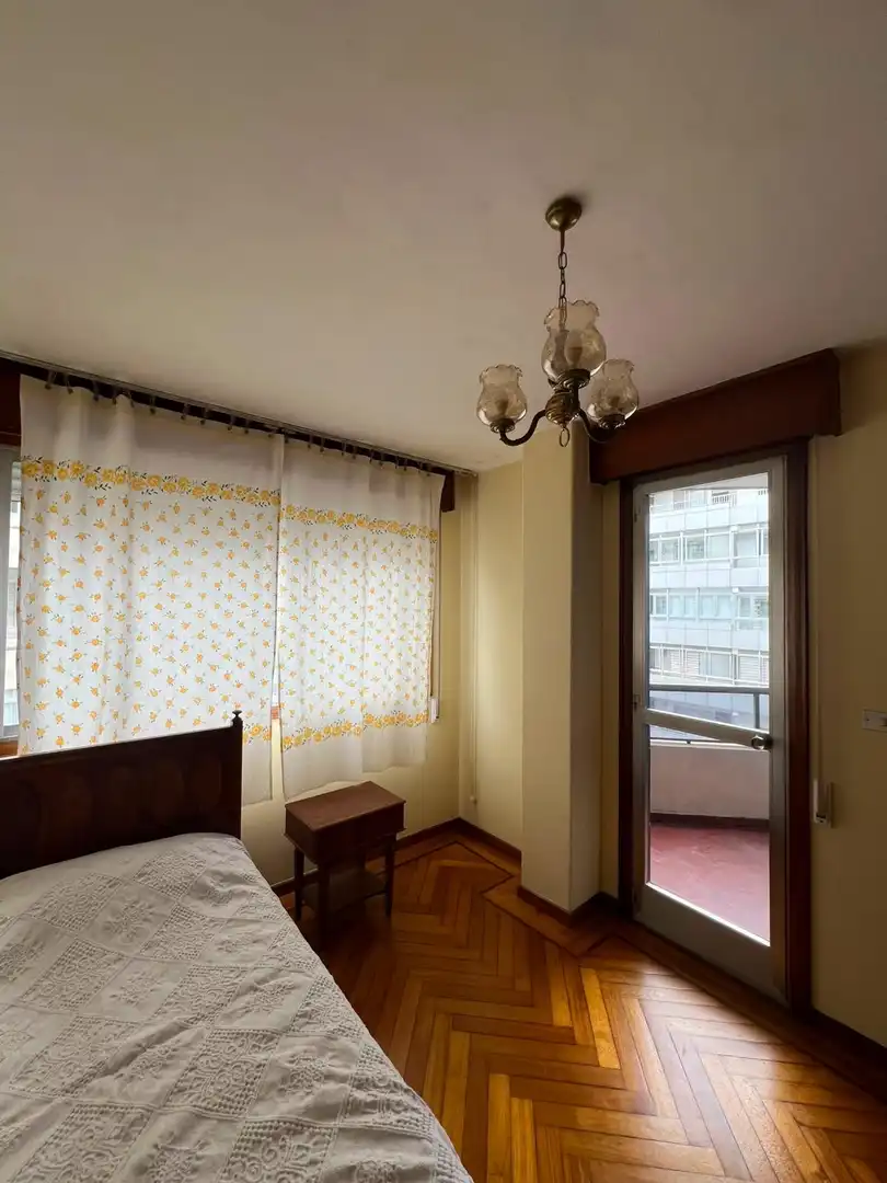 Bedroom of Flat for rent in Vigo   with Furnished and Balcony