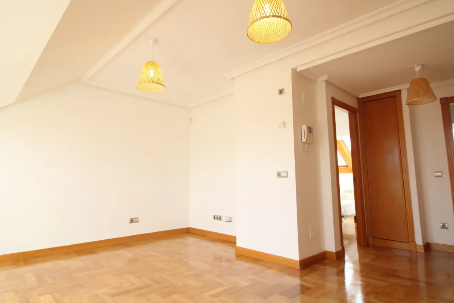 Piso de alquiler en Gijón - corin tellado, Viesques