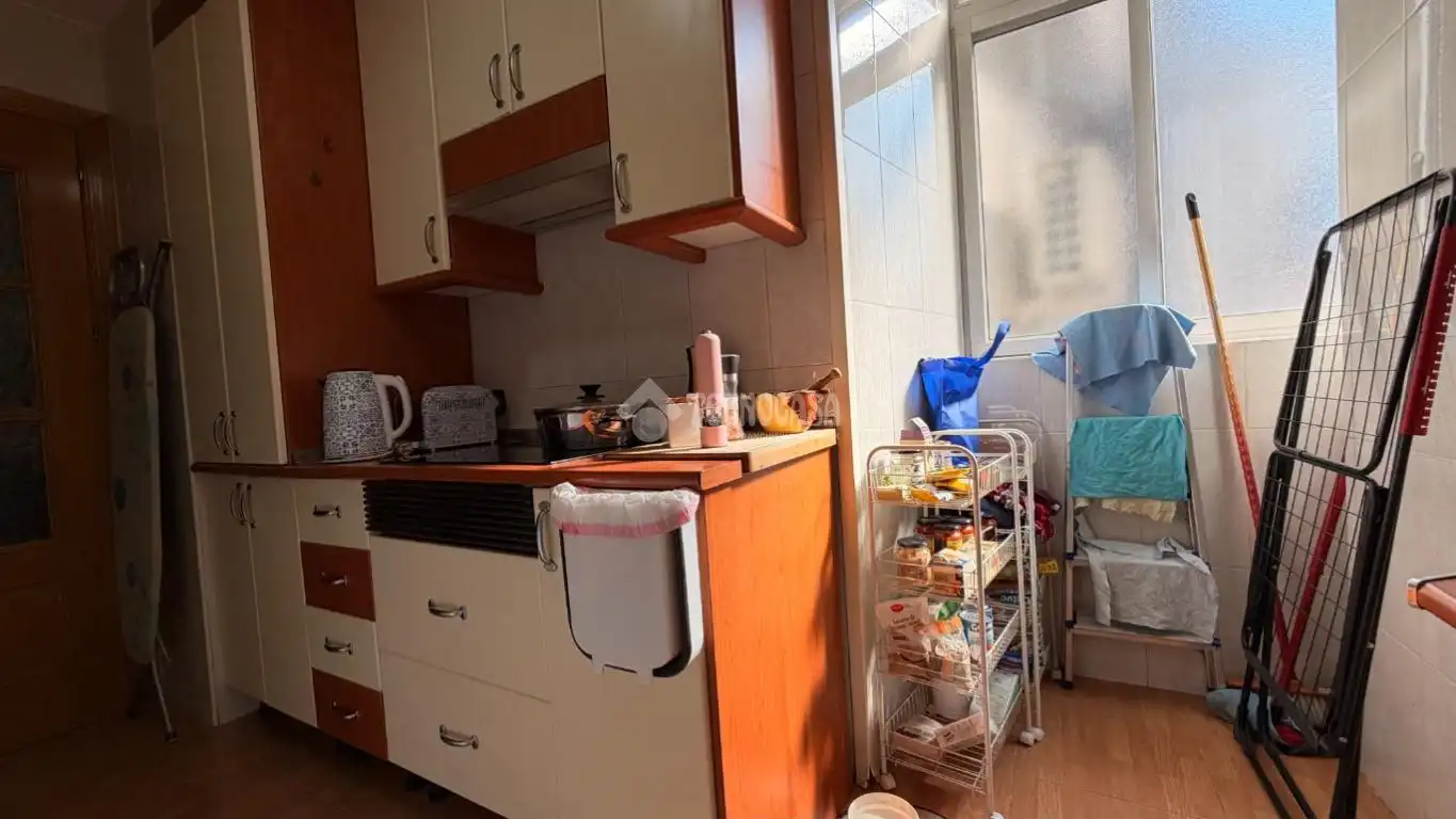 Cocina de Piso en venta en Velilla de San Antonio con Aire acondicionado, Calefacción y Trastero
