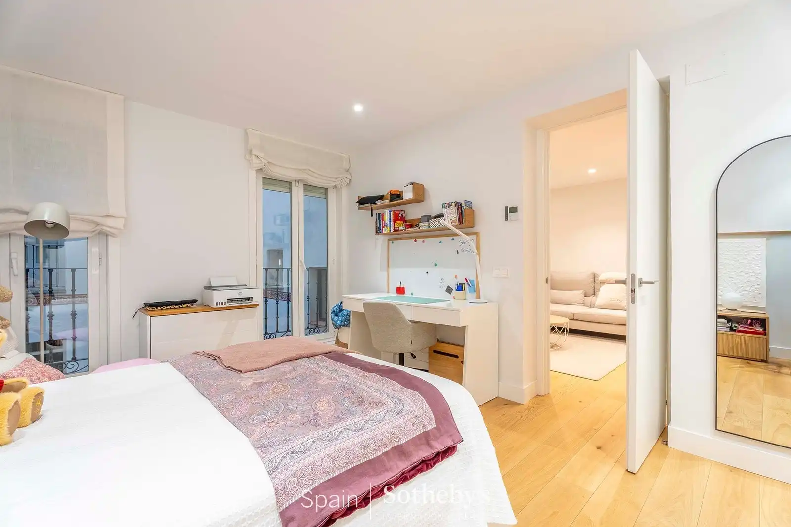 Dormitori de Apartament en venda en Madrid amb Aire condicionat i Calefacció