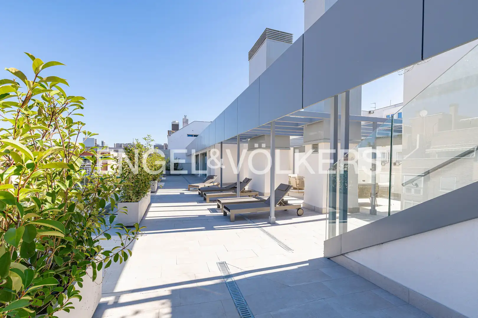 Terrace of Flat for rent in Madrid  with Air Conditioner, Heating and Swimming Pool