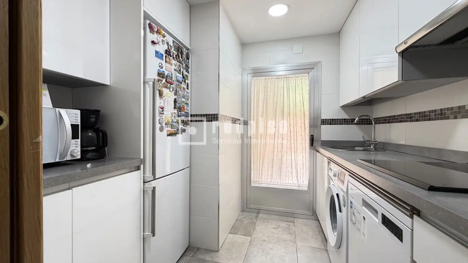 Kitchen of Flat for sale in Leganés  with Air Conditioner and Heating