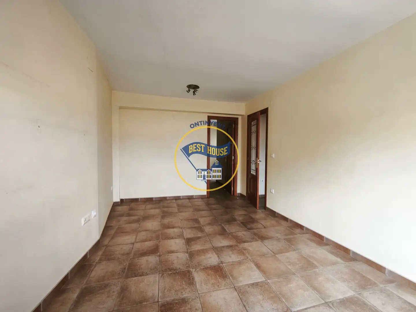 Piso en venta en L'Énova con Trastero