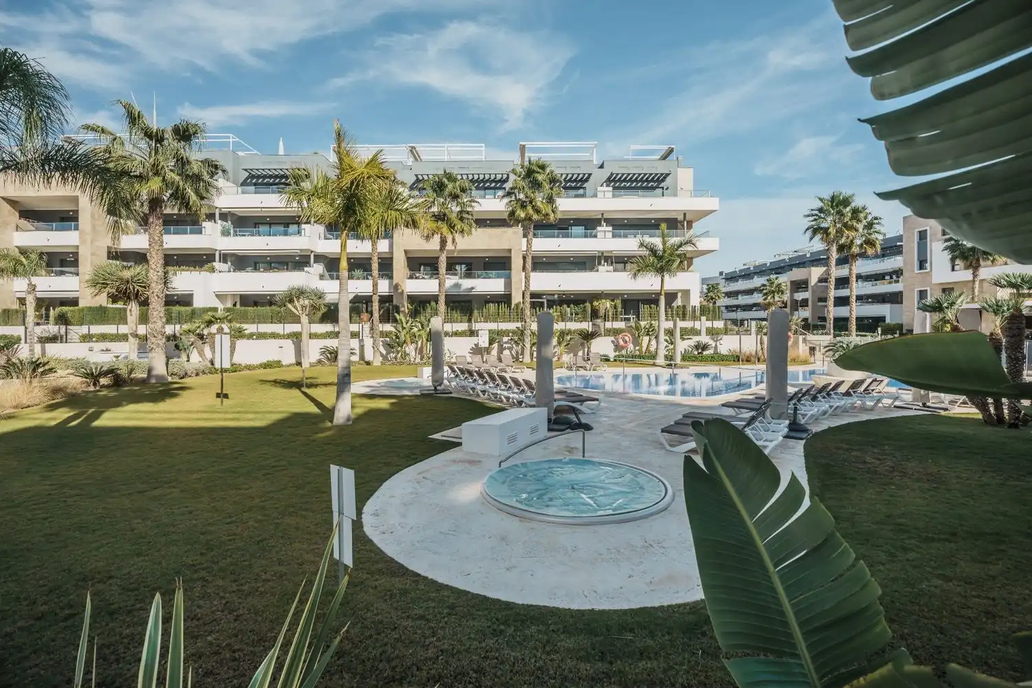 Vista exterior de Ático en venta en Orihuela con Aire acondicionado, Calefacción y Terraza