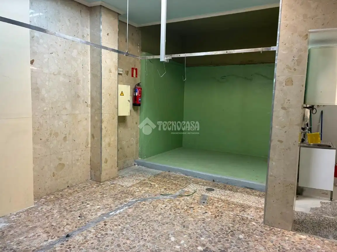Aparcament de Local en venda en Alcalá de Henares