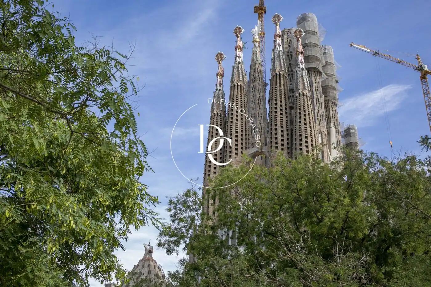 Vista exterior de Local en venda en Barcelona