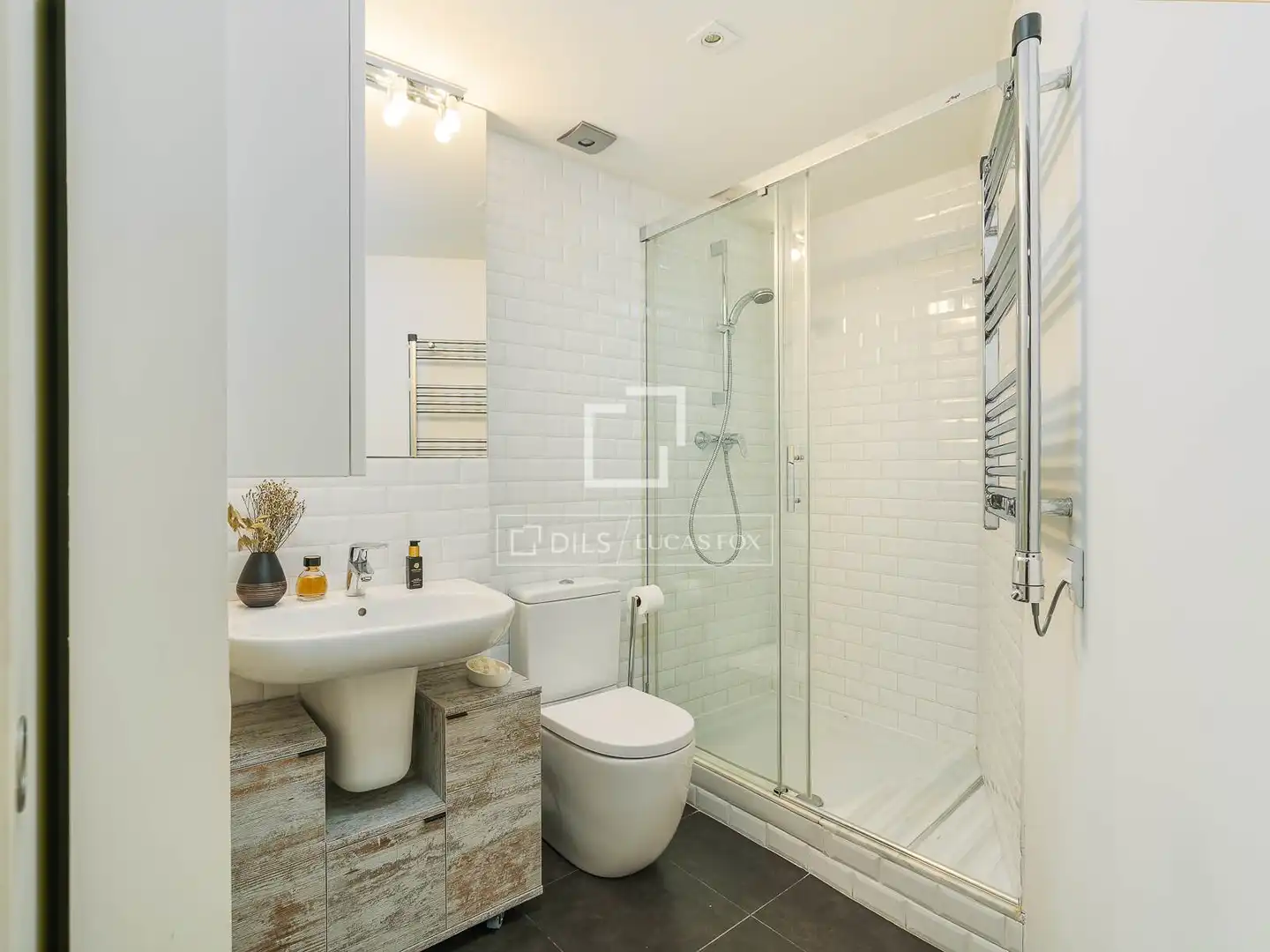 Baño de Piso en venta en Barcelona con Aire acondicionado, Calefacción y Parquet